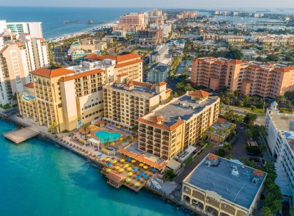 Holiday Inn & Suites Clearwater Beach