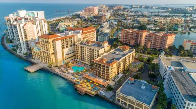 Holiday Inn & Suites Clearwater Beach Hotels near Encounters With Dolphins