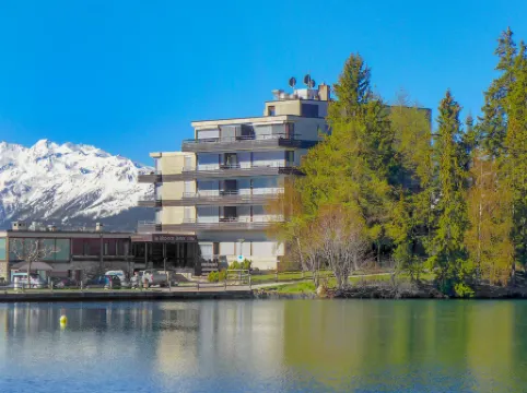 Jeanne d'Arc Apt. H-58