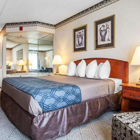 Rodeway Inn & Suites Milwaukee Airport
