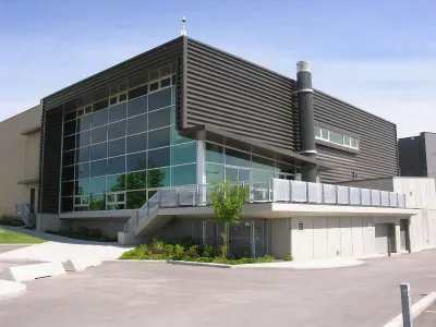 Mount Royal University Residences Hotels near Signal Hill Centre