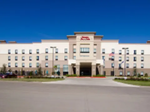 Hampton Inn & Suites Huntsville Hotels in Walker County