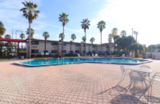 達文波特奧蘭多南華美達酒店