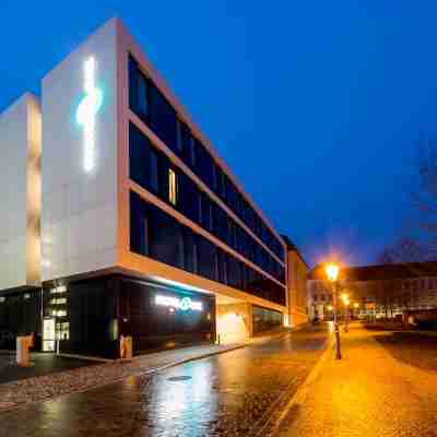 Motel One Magdeburg Hotel Exterior