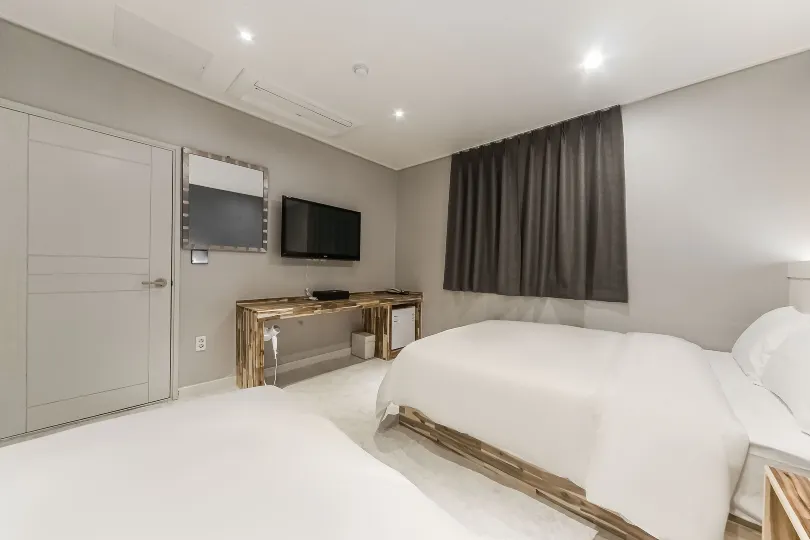 Vallas Hotel & Guest House