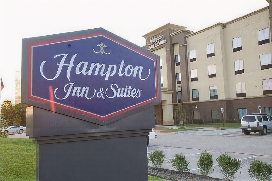 Hampton Inn & Suites Dallas-DeSoto