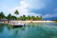 Badian Island Wellness Resort - Beach