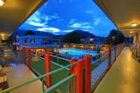 Bowmont Motel - Mountain view
