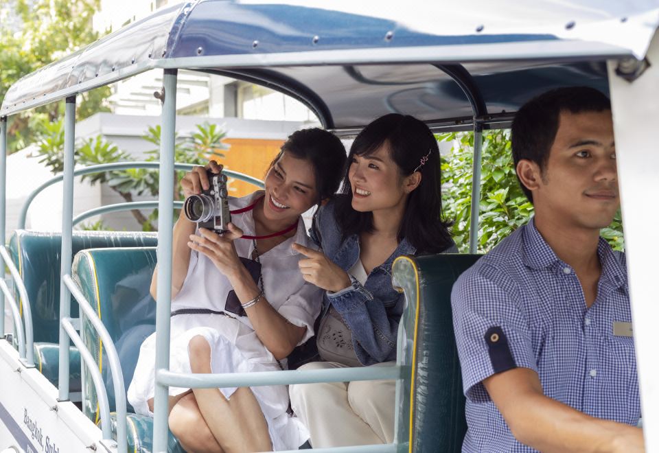 방콕 수쿰윗 호텔 수영장