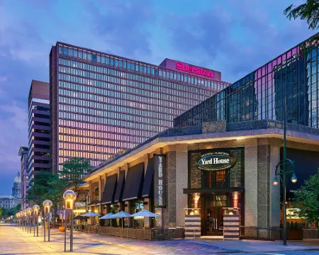 โรงแรมเชอราตัน ดาวน์ทาวน์เดนเวอร์ โรงแรมในเดนเวอร์