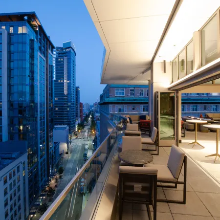 The Charter Hotel Seattle, Curio Collection by Hilton Отели рядом с достопримечательностью «Пляз Алки»