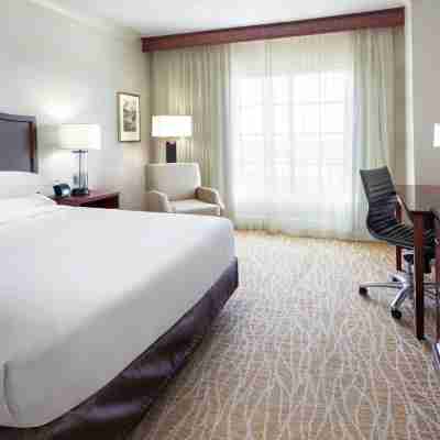 DoubleTree by Hilton Sunrise - Sawgrass Mills Rooms