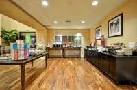 Hampton Inn & Suites North Charleston-University Blvd Hotels in Goose Creek