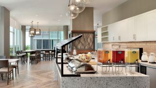 homewood-suites-by-hilton-chicago-downtown-south-loop