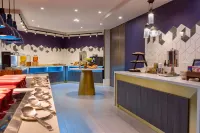 DoubleTree by Hilton London Elstree - breakfast