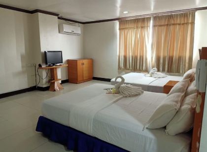 Jeamco Royal Hotel - Pasig
