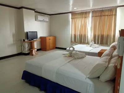 Jeamco Royal Hotel - Pasig Hotels near Danoya＇s Party Needs