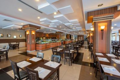 Restaurant Hotel Titan Select Photo