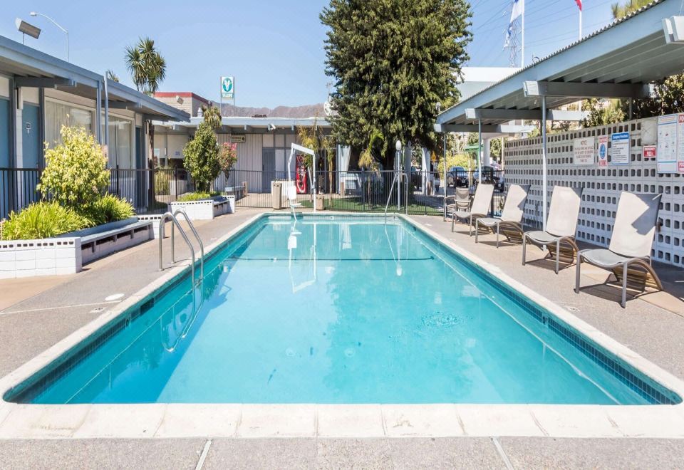 트래블로지 바이 윈덤 샌프란시스코 에어포트 노스