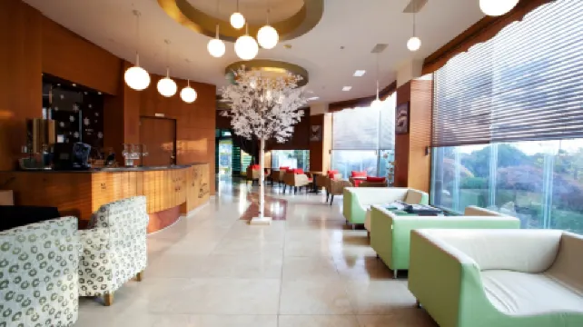 Winners Tourist Hotel Отели рядом с достопримечательностью «Бич- урваньский»