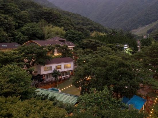 Ulsan Sanmeorusanjang Pension