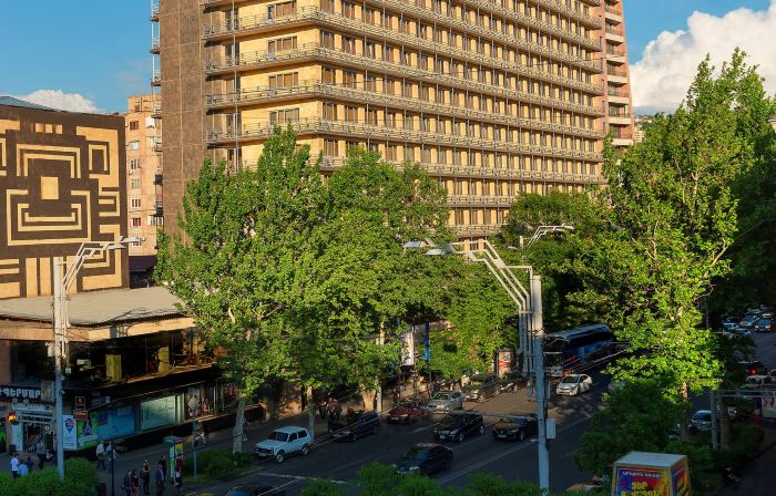 Ani Plaza Hotel