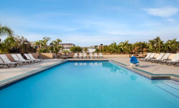 Crowne Plaza LOS ANGELES HARBOR HOTEL by IHG