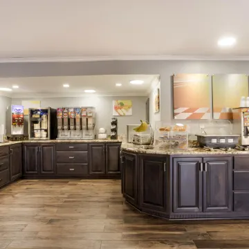 Red Roof Inn & Suites Athens, Al