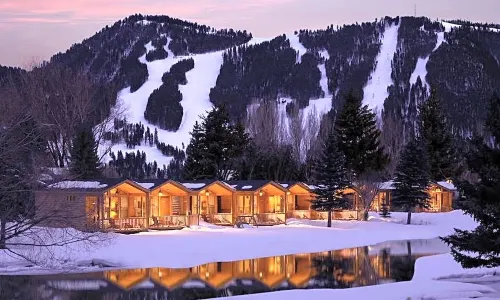 Rustic Inn Creekside