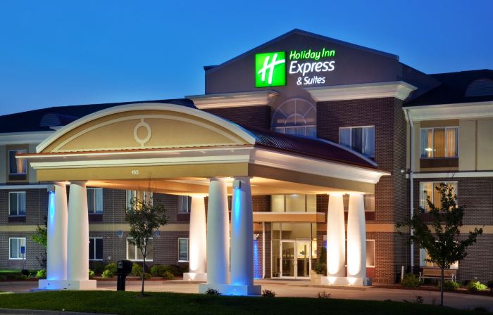 Holiday Inn Express & Suites ALTOONA-DES MOINES by IHG