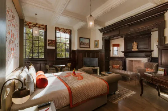 The Lalit London