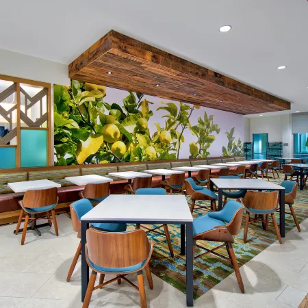 Fairfield Inn & Suites Orlando at Flamingo Crossings® Town Center