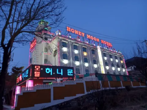 Chilgok Palgongsan Honeymoon Hotels near Palgongsan National Park