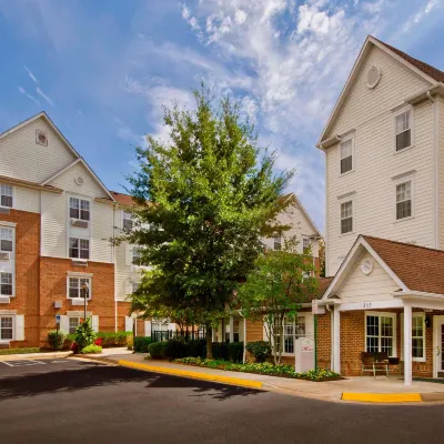 Sonesta Simply Suites Falls Church Hotels near Marymount University