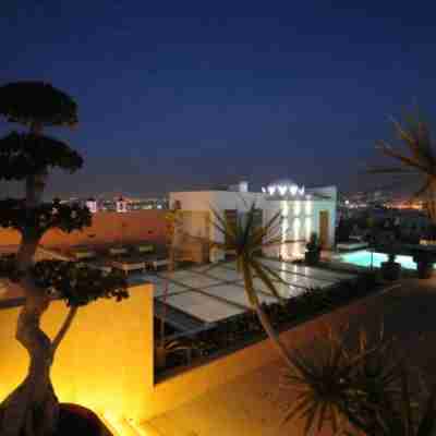 Euphoriad Hotel Exterior