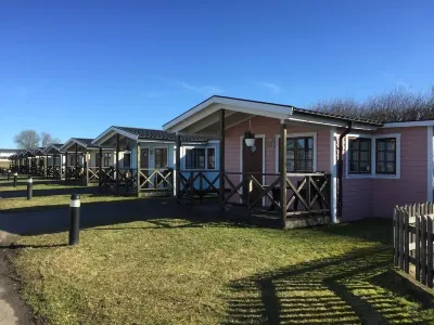 Villa Björkhagen AB Hotels near Rosengallerian Huskvarna