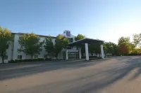 Motel 6 Colchester, VT - Burlington - Parkplatz