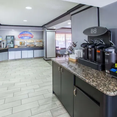 Americas Best Value Inn Canton