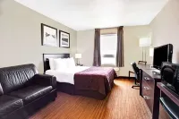 Super 8 by Wyndham Lachenaie/Terrebonne Hotels in Repentigny