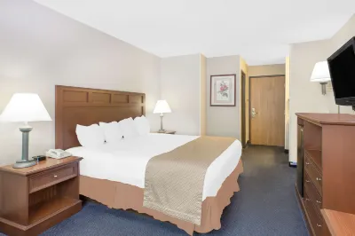 Baymont by Wyndham Boone Hotels near Paradox