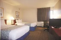 La Quinta Inn by Wyndham Omaha Southwest - Cho phép mang theo thú cưng