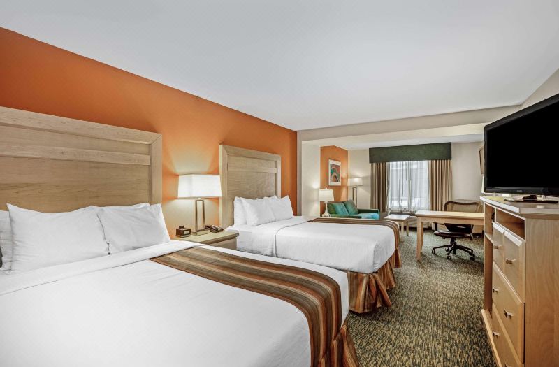 La Quinta Inn & Suites by Wyndham Grand Forks