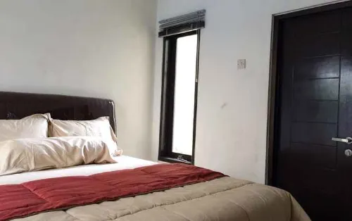 Villa Kencana Apel 2Br Private Pool - ที่มีอ่างอาบน้ำ