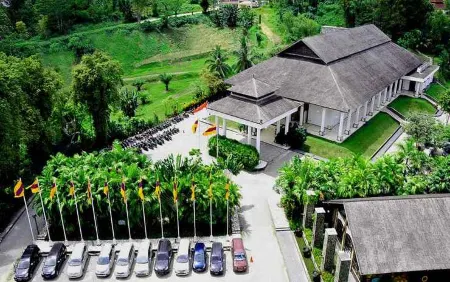 Mesra Business & Resort Hotel