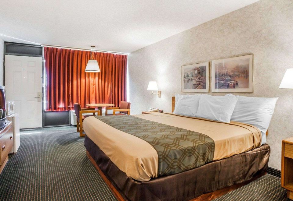 Econo Lodge Jefferson City - Housity