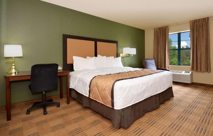 Extended Stay America Suites - Chicago - Skokie