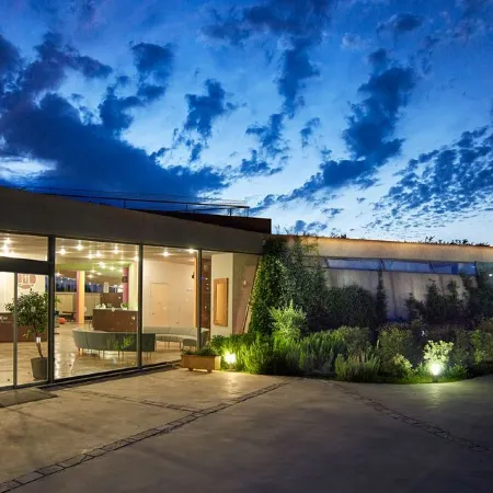 Leivatho Hotel