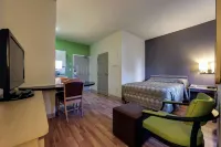 Studio 6 Mississauga, on - Toronto