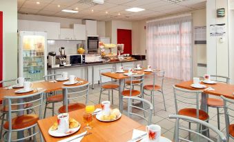 Séjours & Affaires Nantes la Beaujoire