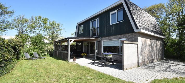 Holiday Home in Callantsoog Near Beach Hotels in Callantsoog